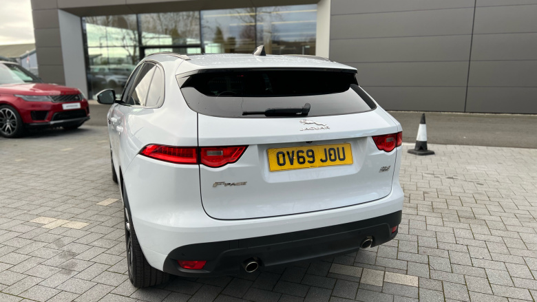 Jaguar F-Pace 2.0d [240] Chequered Flag 5dr Auto AWD Diesel Estate